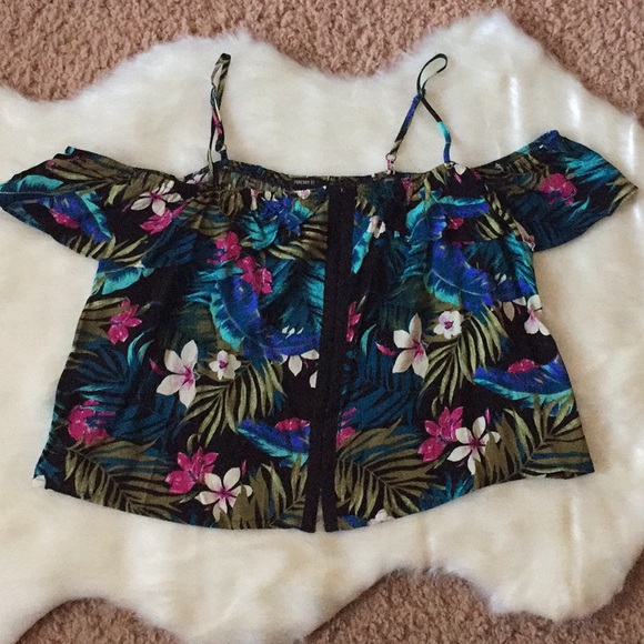 Floral Flounce Crop Cami 🥰 - Picture 2 of 6